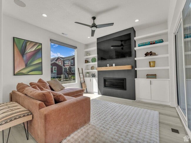 Building Photo - Amazing Executive Home Now Available!