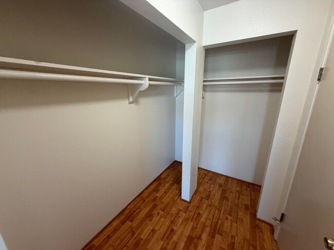 Building Photo - Upstairs Iao Parkside 2/2