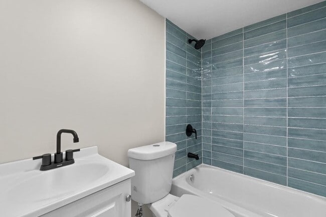 Building Photo - 139 N Montford Ave