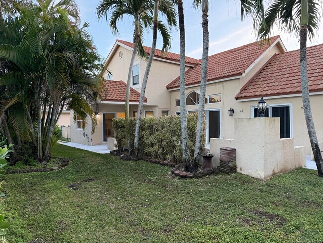 Building Photo - 1343 Lake Breeze Dr