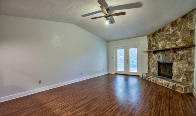 Building Photo - 4779 Leah Ln