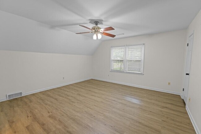 Building Photo - 1696 Hapano Dr