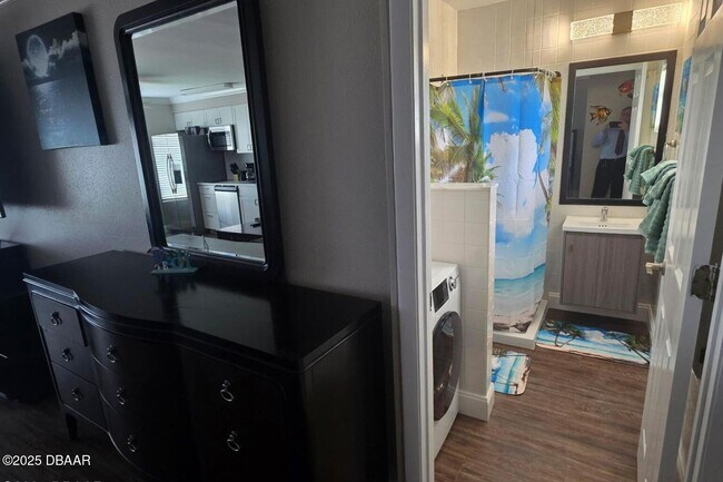 Building Photo - 935 S Atlantic Ave