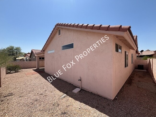 Building Photo - 3472 W Sky Ridge Loop