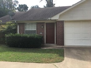 Building Photo - 2012 Seabiscuit