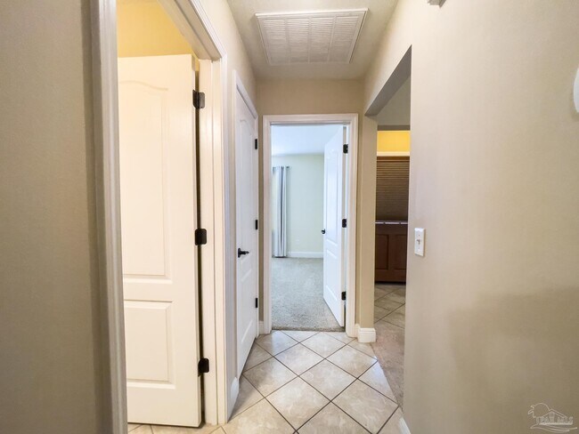 Building Photo - 491 Portside Dr