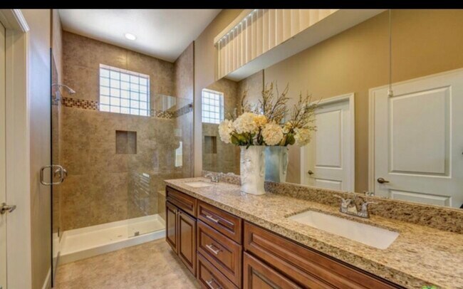 Building Photo - 12580 Maui Way