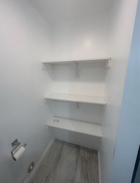 Building Photo - 1144 Mary St