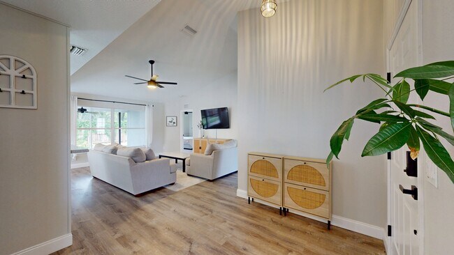 Building Photo - 4026 Banbury Cir