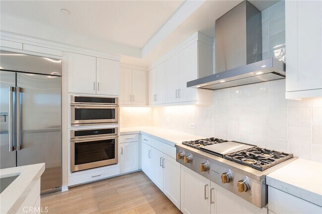 Building Photo - 3211 Rivington