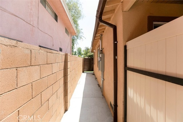 Building Photo - 6545 Coldwater Canyon Ave
