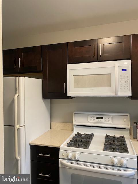 Building Photo - 352 Jackson St