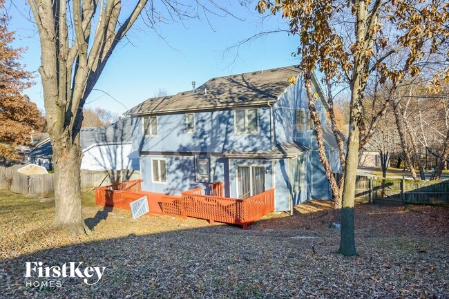 Building Photo - 6914 NW Pleasant View Ct