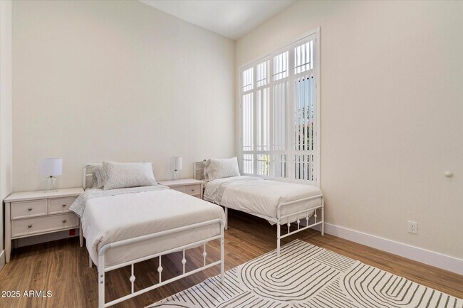 Building Photo - 8224 E Angel Spirit Dr
