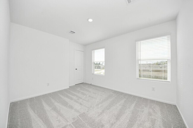 Building Photo - 31422 Casacalenda Ln