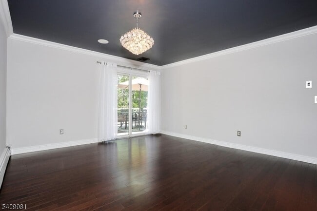 Building Photo - 28 Minnehaha Blvd