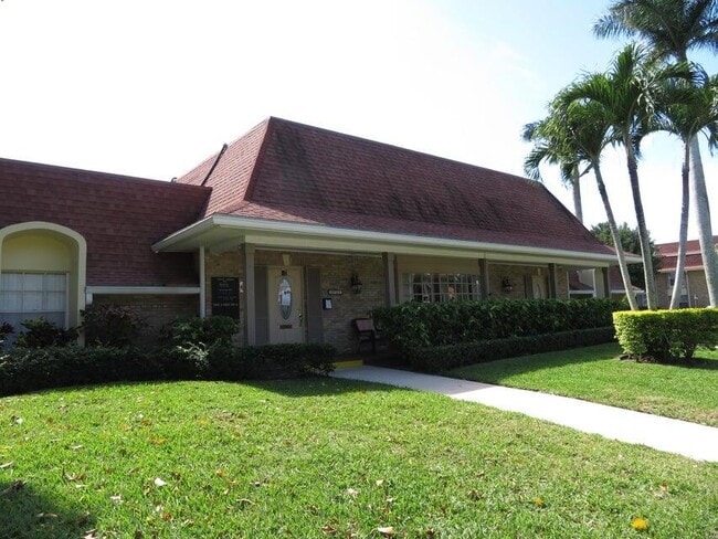 Building Photo - 5580 Tamberlane Cir