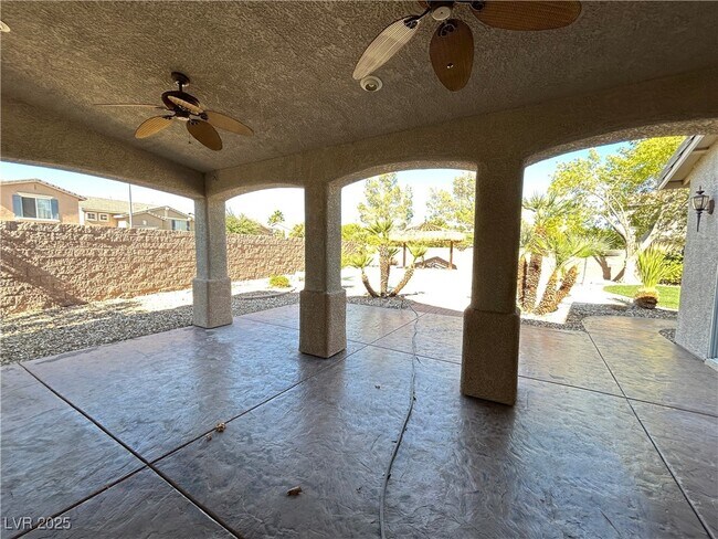 Building Photo - 1306 Tempo St