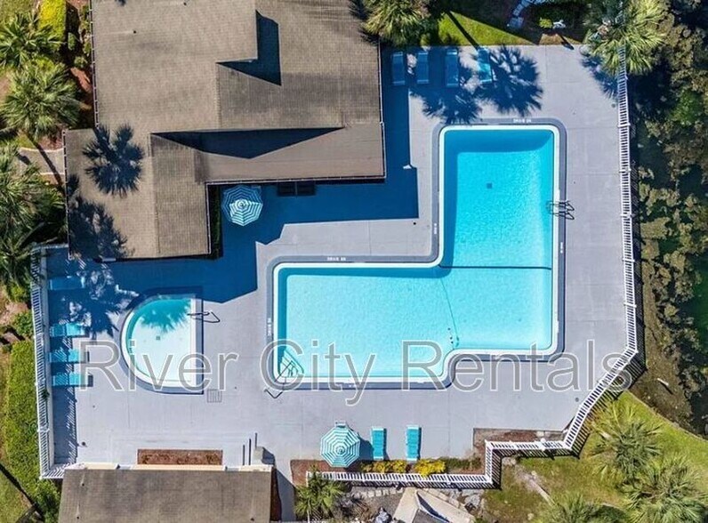 Building Photo - 7769 Point Vicente Ct