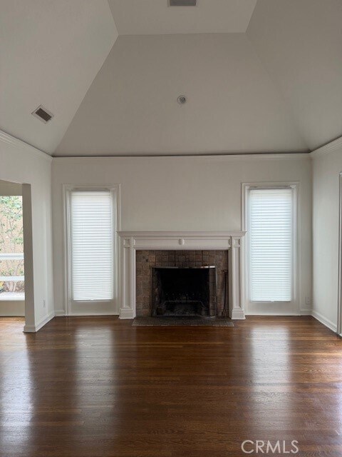 Building Photo - 402 N Irving Blvd