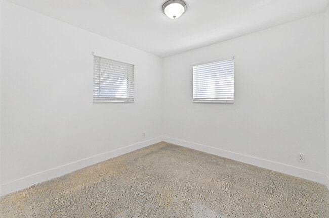Building Photo - 2541 NW 64th Terrace