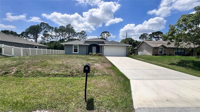 Primary Photo - 963 Lyons Cir NW