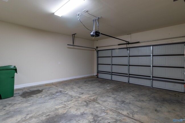 Building Photo - 17331 Fieldway Cir