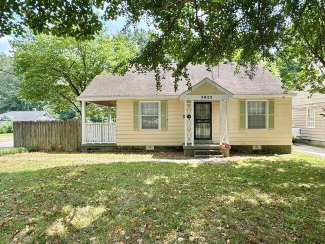 Primary Photo - 3923 Spottswood Ave