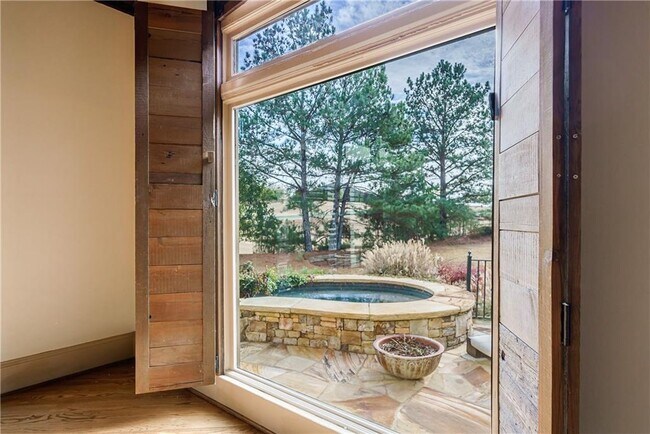 Building Photo - 521 Brendlynn Ct