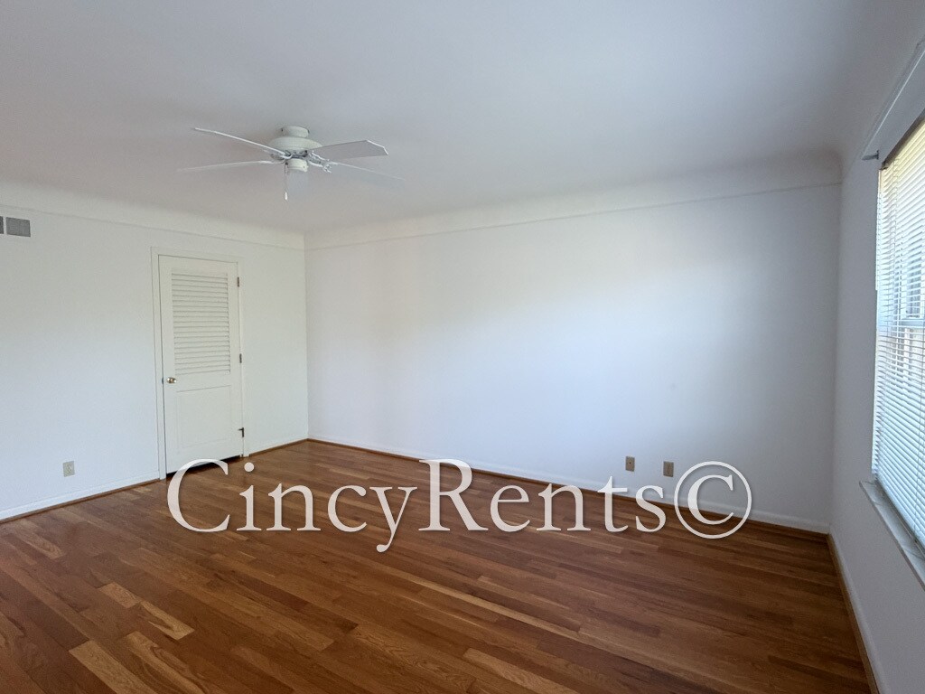 Building Photo - 3329 Mowbray Ln