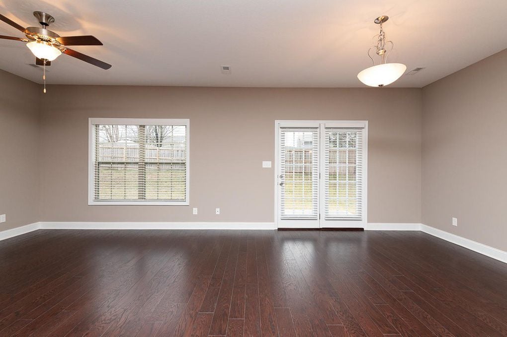living room - 1636 Silver Spur Ln