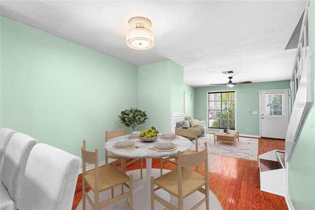 Building Photo - 5704 Bratton Dr