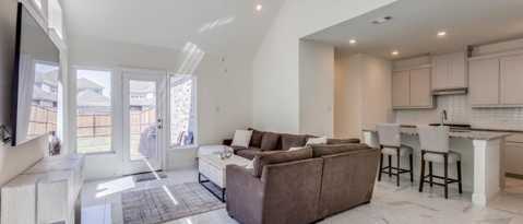 Building Photo - 337 Gleneagles Dr