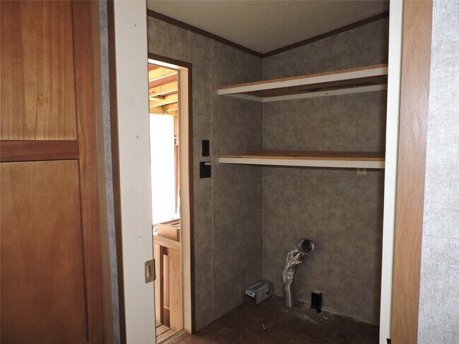 Building Photo - 4110 Jeanette Ln