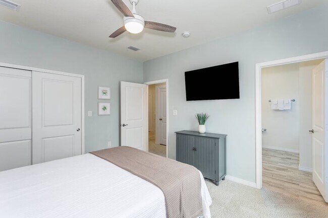 Building Photo - 14604 Salt Meadow Dr