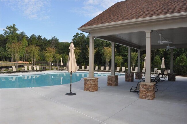 Building Photo - 1218 Foxcroft Ln