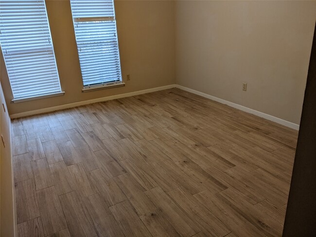 Building Photo - 2519 Buffalo Trail