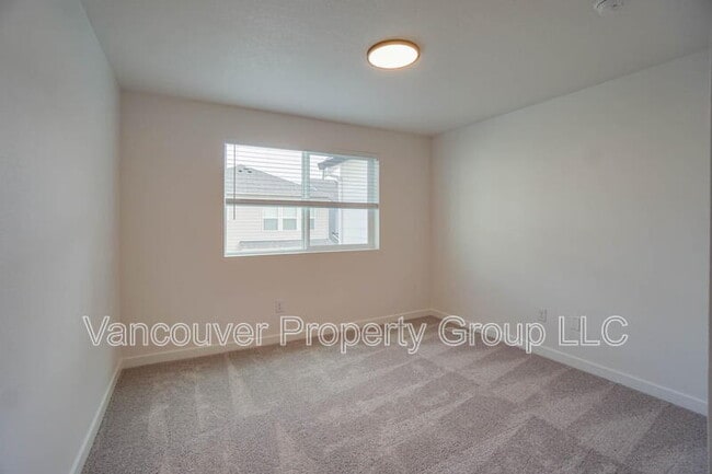 Building Photo - 1605 NE 180th Ave