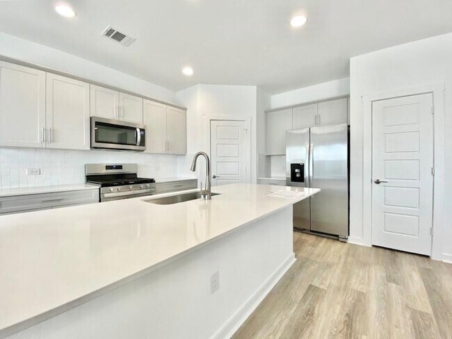 Building Photo - 1837 Bonham Ln