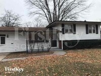 Building Photo - 711 N Evanslawn Ave