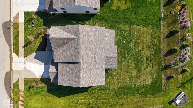 Building Photo - 9085 Summerton St