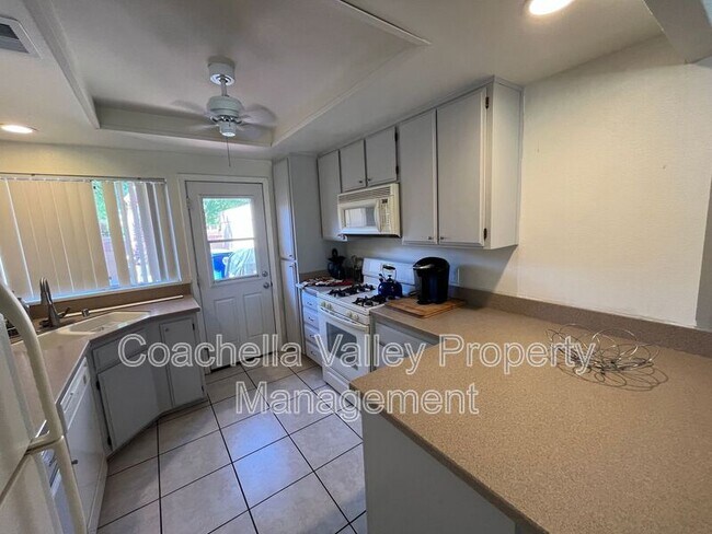 Building Photo - 82135 Bergman Dr