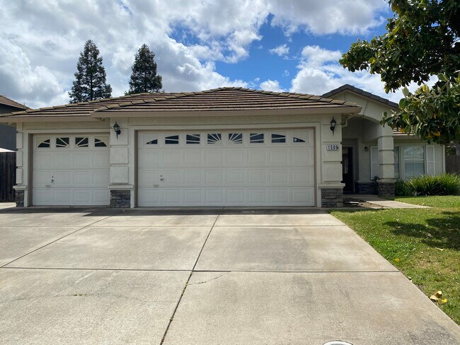 Primary Photo - 1509 Lathwell Way