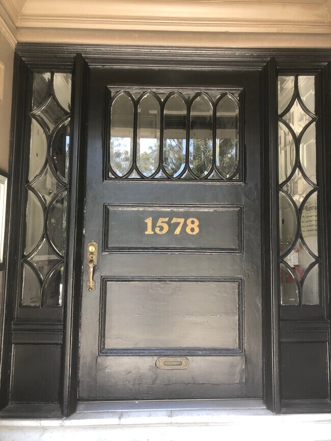 Building Photo - 1578 Fell St