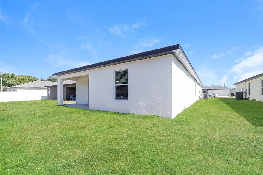 Building Photo - 324 Kensington View Dr