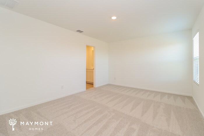 Building Photo - 3048 Yellow Pne Ave