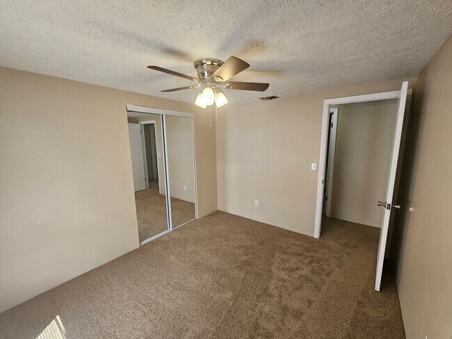 Building Photo - Cozy 3Bed/2Ba Brick Home Convenient to Shopping, Dining & Tyndall AFB! *1/2 OFF 1st Month's Rent!*