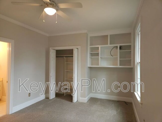 Building Photo - 954 Windmill Ln