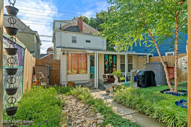 Building Photo - 1742 Frankfort Ave