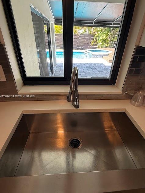 Building Photo - 4902 SW 87th Pl